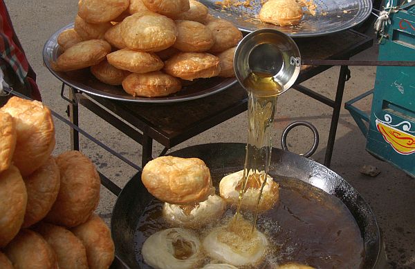 سنت رمضان در پاکستان؛ از پخت زولبیای 