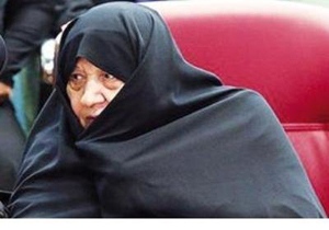 عیادت وزیر بهداشت از همسر آیت الله هاشمی رفسنجانی
