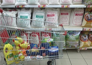 تزریق بیش از یک هزار تن کالای اساسی به بازار