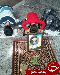 نماز فرزندان شهید مدافع حرم به امامت بابا/سیدمحمدحسین طباطبایی در محضر رهبر انقلاب/عیادت وزیر بهداشت از عباس کیارستمی/لئوناردو دی&zwnj;کاپریو در لباس مولانا