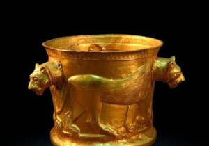 رونمایی از جام زرین هزاره پیش از میلاد در ساری