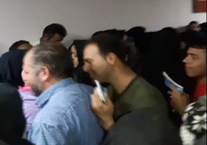 صف عجیب بخش سونوگرافی یک بیمارستان + فیلم