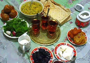 بايد ها و نبايد های تغذيه روزه داران در افطار و سحر