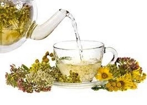 تاکید متخصص طب سنتی به مصرف عرق شاهی وکاسنی برای رفع تشنگی در ماه رمضان