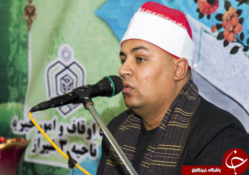 محفل انس با قرآن کریم در حرم مطهر سید تاج الدین غریب (ع) + تصاویر