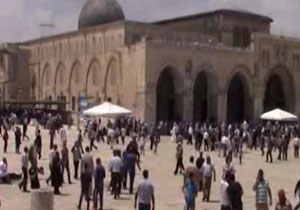 ممانعت رژیم صهیونیستی از ورود نمازگزاران فلسطینی به مسجدالاقصی + فیلم