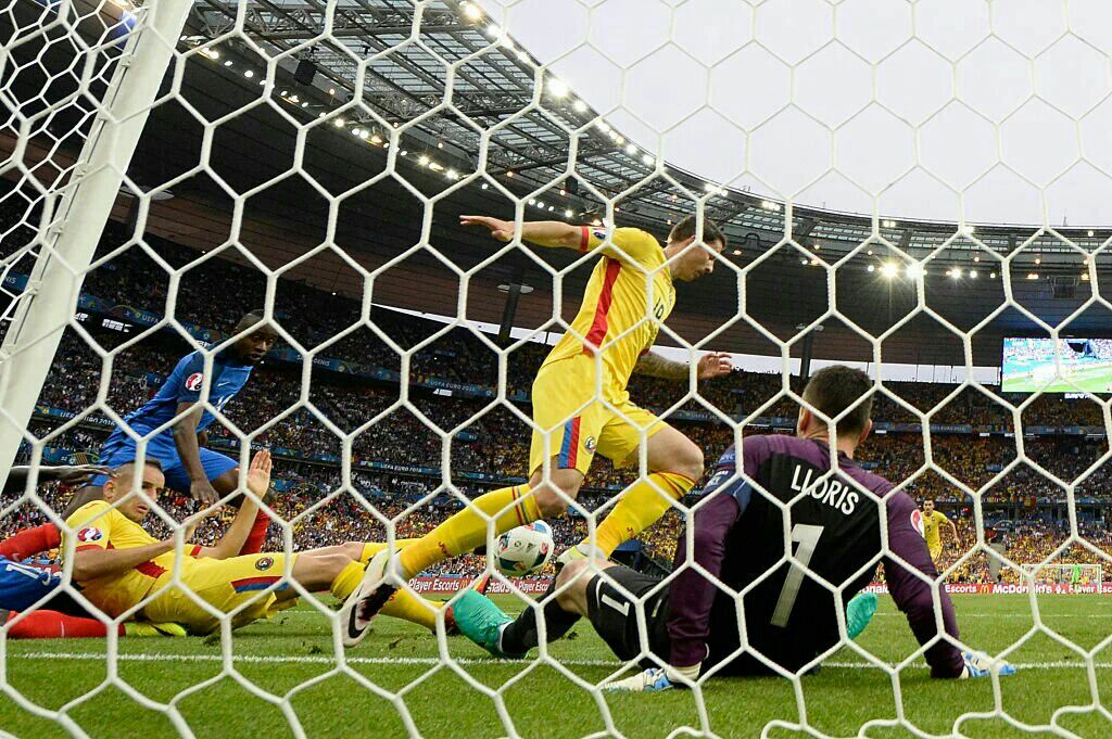فرانسه 0 - رومانی 0