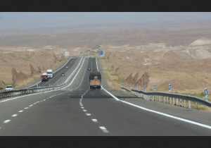 گسترش شبکه راههای استان آذربایجانغربی ، از برنامه های مهم سال جاری
