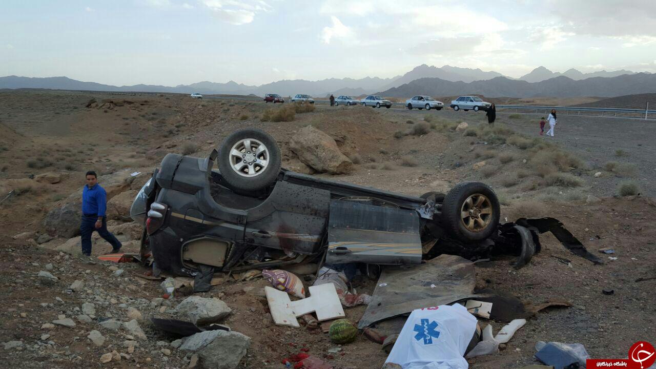 واژگونی دلخراش پرادو در جاده بادرود &ndash; نطز + تصاویر