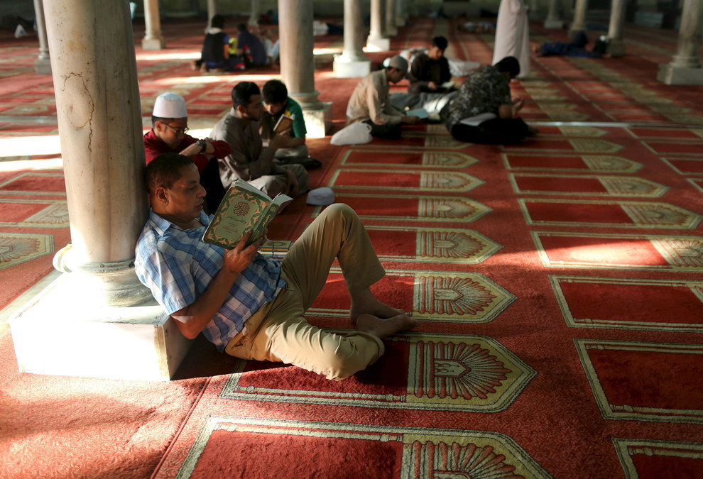 سنت رمضان در مصر؛ از  روشن کردن فانوس&zwnj;ها و برپایی چادرهای رمضانیه تا 