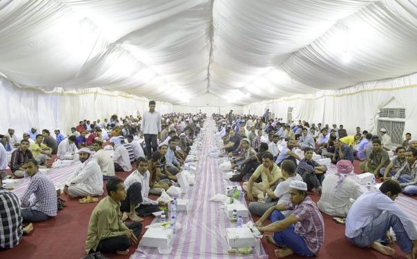 سنت رمضان در مصر؛ از  روشن کردن فانوس&zwnj;ها و برپایی چادرهای رمضانیه تا 