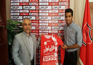 پرسپولیسی شدن وحید امیری هافبک چپ فصل گذشته باشگاه نفت
