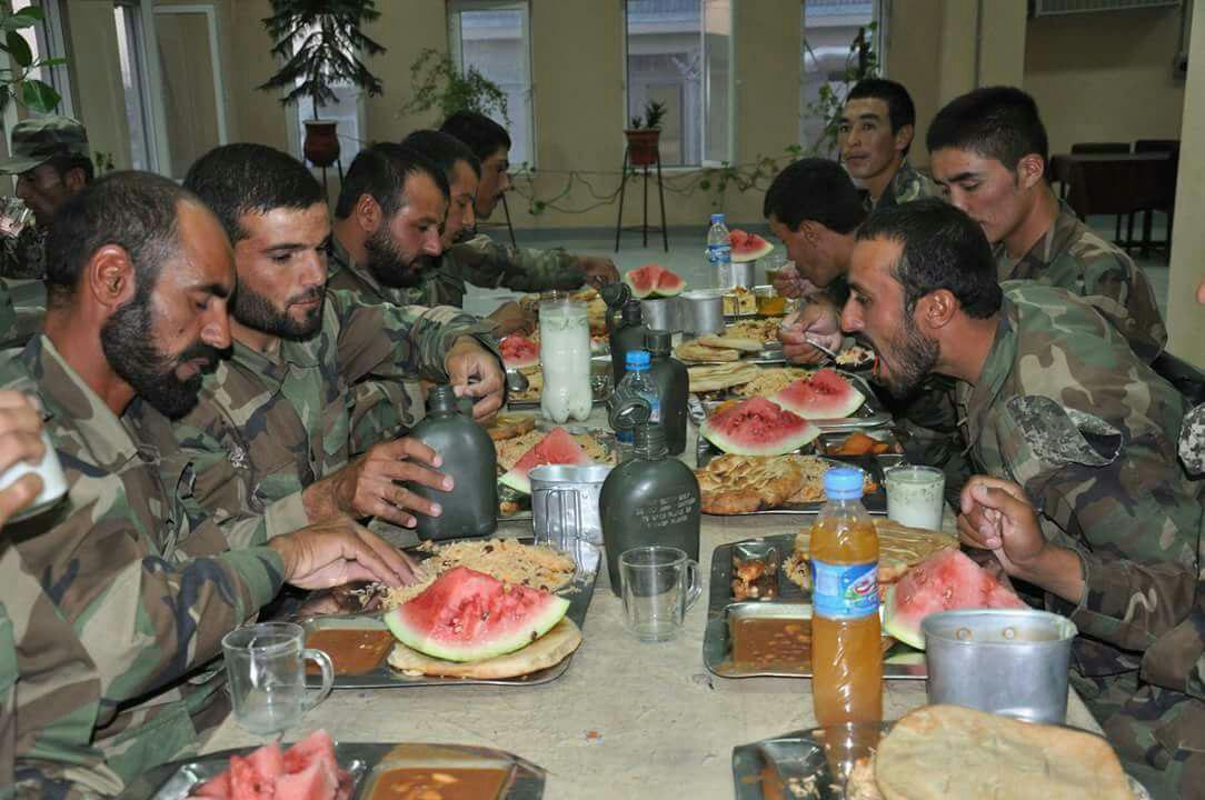 گزارش تصویری از مراسم افطار ارتش افغانستان