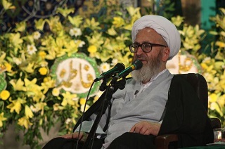 راه رستگاری جامعه در قرآن بیان شده است نه مرام صوفیان