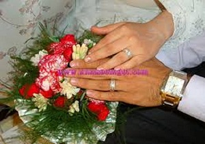 10 سری جهیزیه به نوعروسان آرادانی اهدا شد