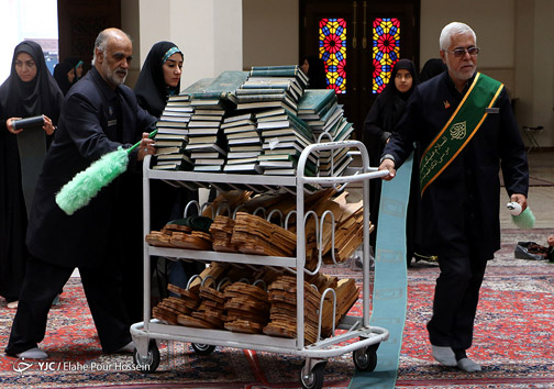 جزءخوانی قرآن در آستان مقدس احمدی و محمدی + تصاویر