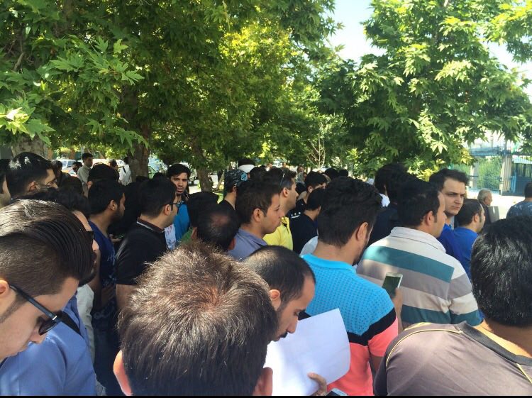 اعتراضات هواداران استقلال به مجلس کشیده شد