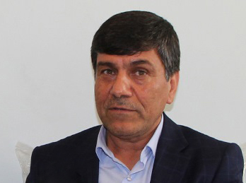 نمایندگان از پرداختن به مسائل حاشیه&zwnj;ای خودداری کنند