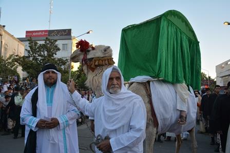 استقبال نمادین از کاروان حضرت ثامن الحجج (ع) در نیشابور