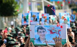 پیکر شهید «دانشگر» تشییع شد+ تصاویر