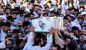 پیکر طلبه شهید احمد مکیان مدافع حرم تشییع شد