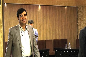 در شورا تهرانی در فوتبال انزلی چی ام/نفت تهران طرفداری ندارد که از من ناراحت شود