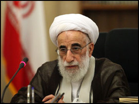 آیت&zwnj;الله جنتی: بیانات مقام معظم رهبری باید نصب&zwnj;العین دانشجویان حزب&zwnj;اللهی باشد