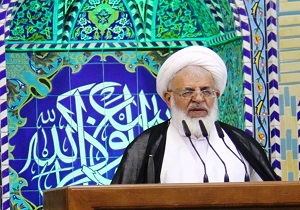 ایستادگی در برابر دشمن با  توانمند سازی علمی، نظامی و اقتصادی