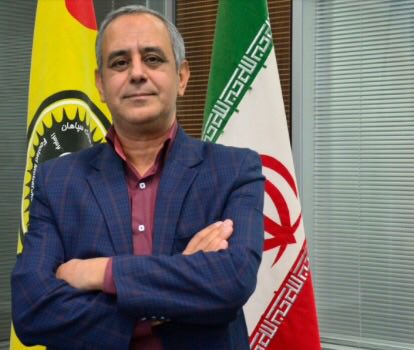 باقريان: شكايت از على كريمى مى كنيم