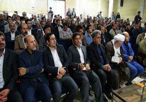 برگزاری جشن گلریزان درپاوه