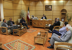 نشست و جلسه اعضای اتاق بازرگانی با استاندار