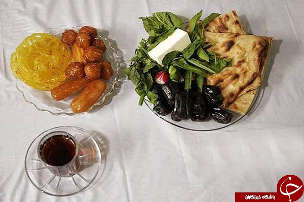 سفره 500 متری افطار در وسط کربلا + عکس