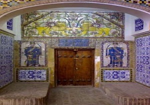 گشایش نمايشگاه تذهيب و نقوش سنتی در موزه گرمابه پهنه سمنان