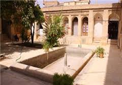 واگذاری سندحدود 30 خانه تاریخی شیراز با حضور معاون وزیر