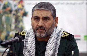 دیدار فرمانده سپاه خوزستان با خانواده شهید مدافع حرم اهوازی