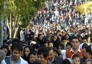 همایش پیاده روی خانوادگی در شهر "کیان"