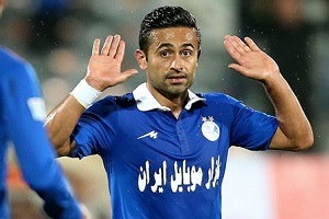 عصبانیت امید فروکش کرد/ حضور هافبک آبی ها در دیدار دوستانه