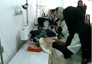 صادرات پنجاه و یک هزار دلار پوشاک توسط بانوی کار آفرین مهابادی