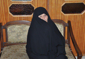 بانوی خیر نوش آبادی  واقف تمام دارایی خود