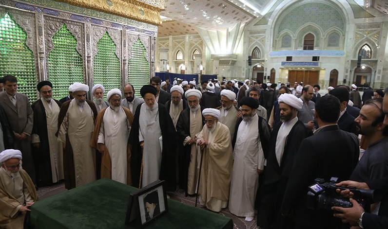 در غیاب حسن خمینی چه کسی به استقبال خبرگان رفت ؟