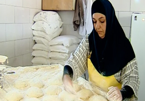 نانوایی با تفاوتی که چشم ها را به خود خیره می کند + فیلم