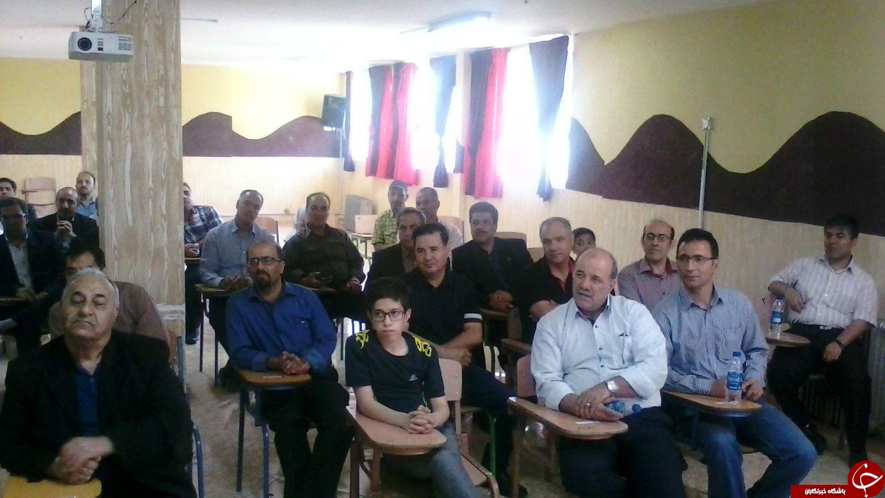 گردهمایی معلمان و دانش آموزان دهه 60 مدرسه راهنمایی علامه حلی+ تصاویر