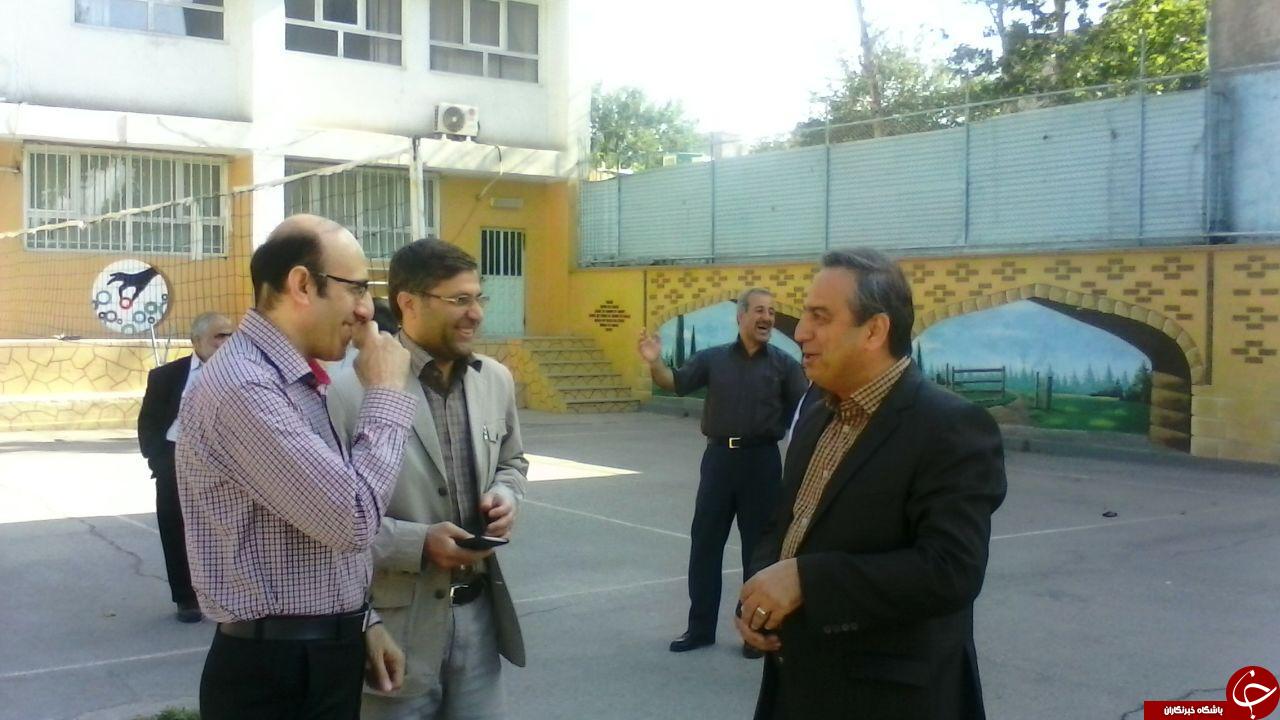 گردهمایی معلمان و دانش آموزان دهه 60 مدرسه راهنمایی علامه حلی+ تصاویر