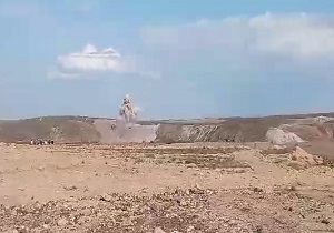 لحظه انفجار در معدن را در این‌جا ببینید + فیلم