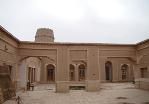 خانه بهادر الملک یکی از بناهای تاریخی بردسیر
