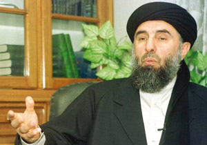 ادعای حکمتیار: ایران در قتل ملا منصور با آمریکا همکاری کرد