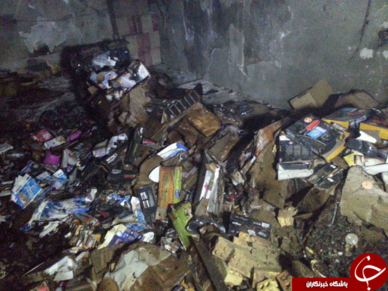 آتش&zwnj;سوزی در انبار لوازم آرایشی /خسارت مالی سنگین بر جای ماند