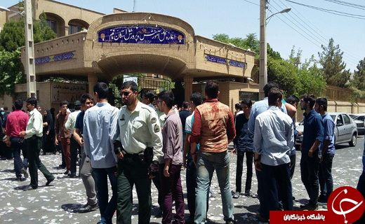اعتراض دانش آموزان به برخی امتحانات نهایی+ تصاویر