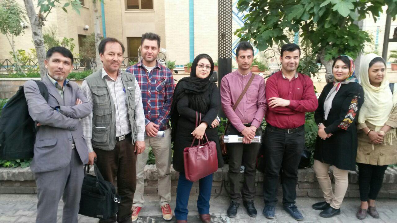رونمایی از کتاب &laquo;جمشید خان، عمویم که باد همیشه او را با خود می&zwnj;برد&raquo; + عکس
