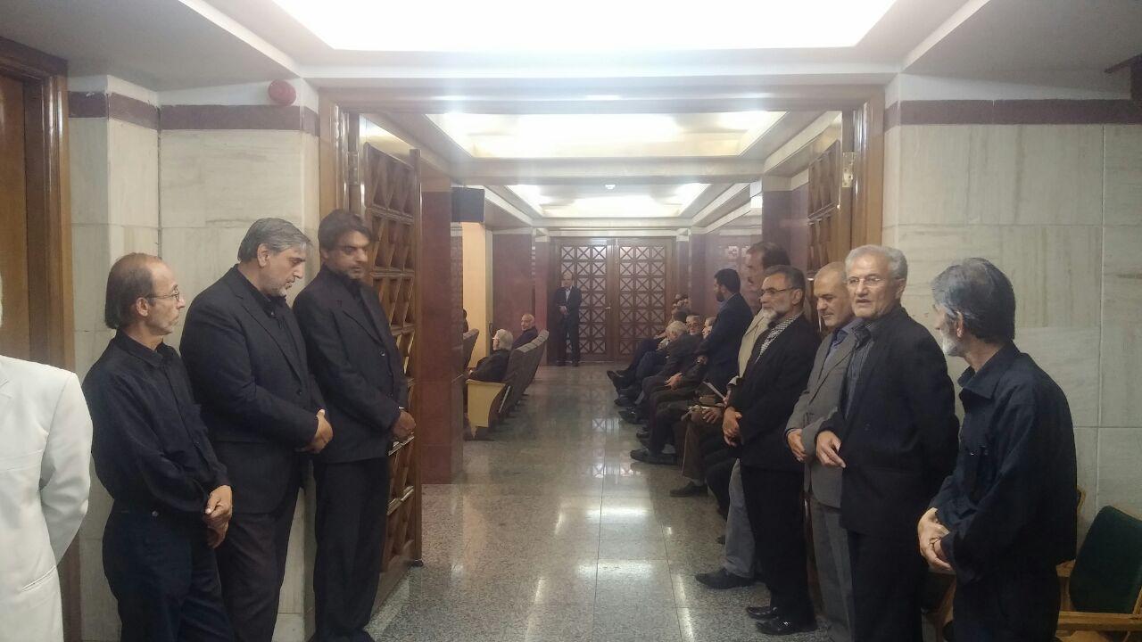 مراسم ترحیم همسر شهید بابایی در مسجد جامع شهرک غرب برگزار شد